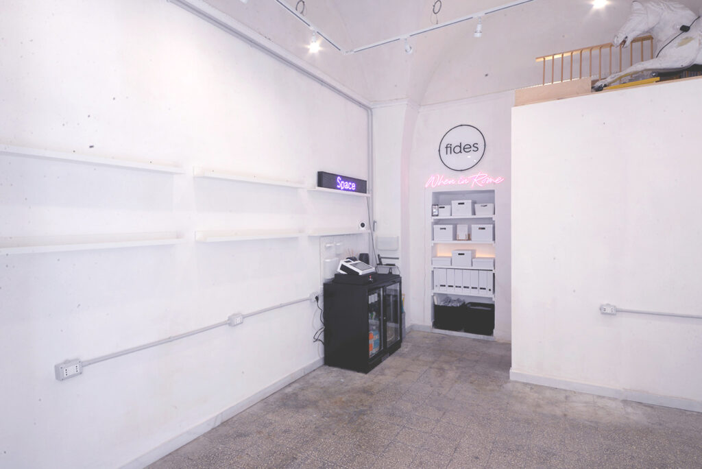 Mensole espositive interne FIDES: pop up space interni