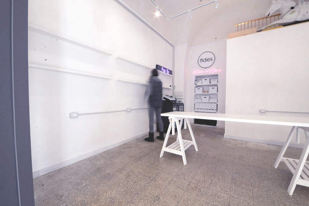 FIDES: pop up space
